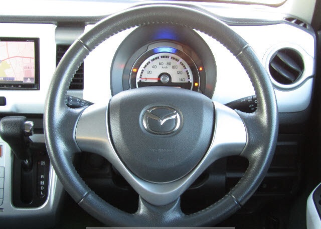 ZA11-spec-img-ma-flair-cross-over-2014-cluster-2